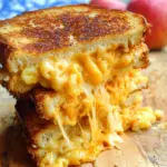 Grilled Mac & Cheese Sandwich